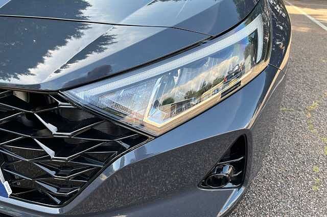Hyundai i20 1.0T GDi 48V MHD Premium 5dr DCT