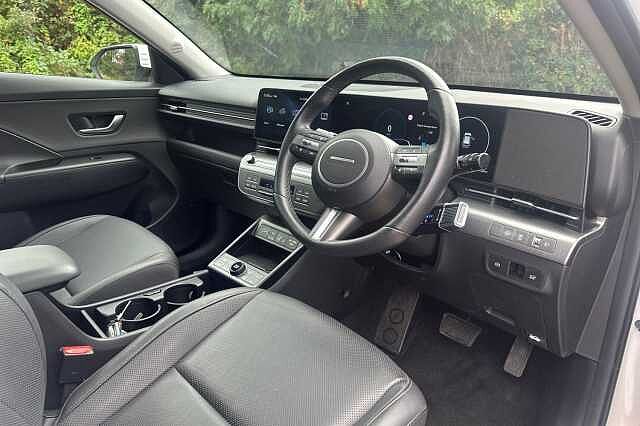 Hyundai KONA 1.6 GDi Hybrid Ultimate 5dr DCT White