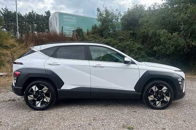 Hyundai KONA 1.6 GDi Hybrid Ultimate 5dr DCT White