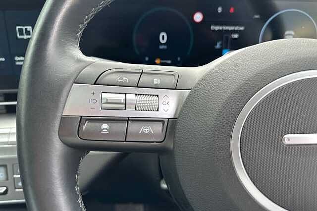 Hyundai KONA 1.6 GDi Hybrid Ultimate 5dr DCT White