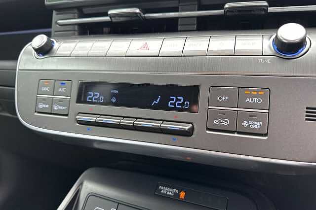 Hyundai KONA 1.6 GDi Hybrid Ultimate 5dr DCT White