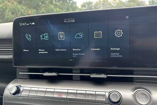 Hyundai KONA 1.6 GDi Hybrid Ultimate 5dr DCT White