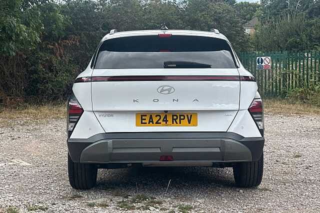 Hyundai KONA 1.6 GDi Hybrid Ultimate 5dr DCT White