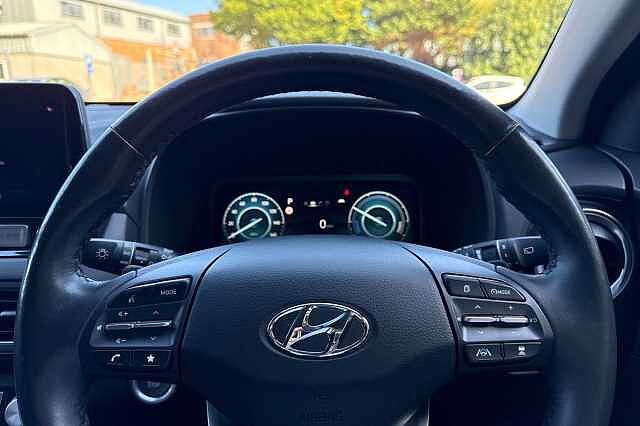 Hyundai KONA 150kW Premium 64kWh 5dr Auto Black