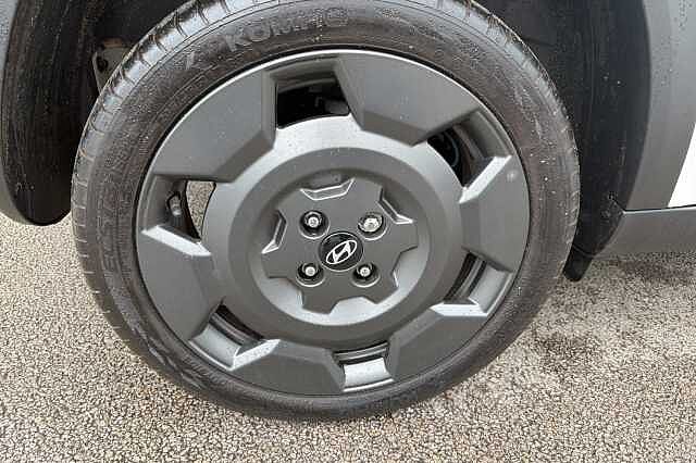 Hyundai Inster 85kW Cross 49kWh 5dr Auto