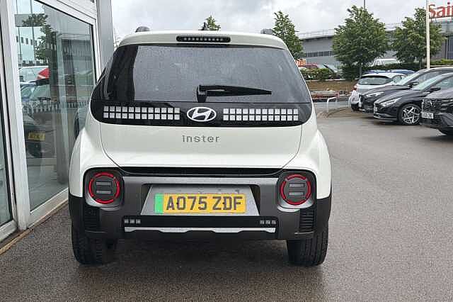 Hyundai Inster 85kW Cross 49kWh 5dr Auto