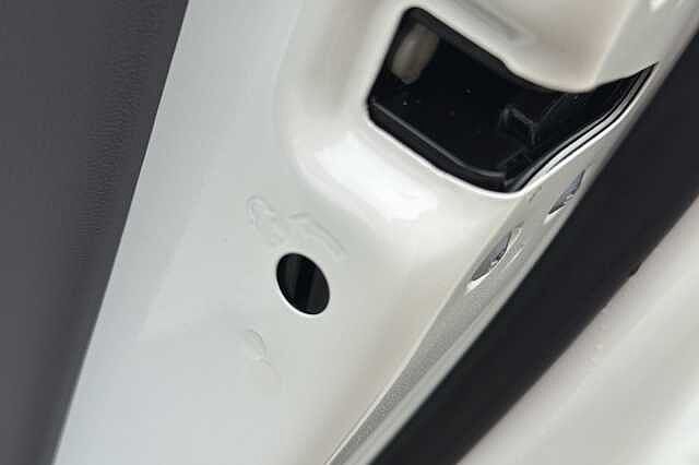 Hyundai Inster 85kW Cross 49kWh 5dr Auto
