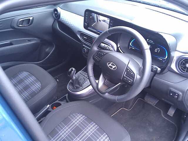 Hyundai i10 1.2 [79] Premium 5dr Auto [Nav]