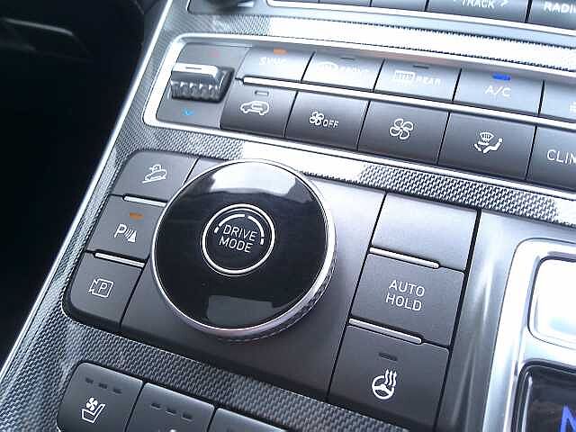 Hyundai SANTA FE 1.6 TGDi Hybrid Ultimate 5dr Auto