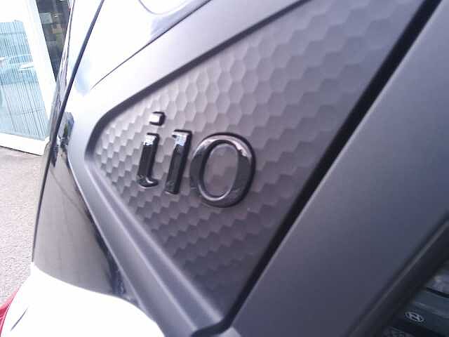 Hyundai i10 1.0 MPi Premium 5dr