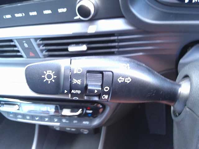 Hyundai i20 1.0T GDi Premium 5dr
