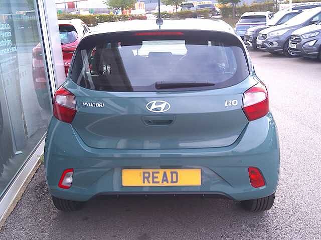 Hyundai i10 1.0 Advance 5dr