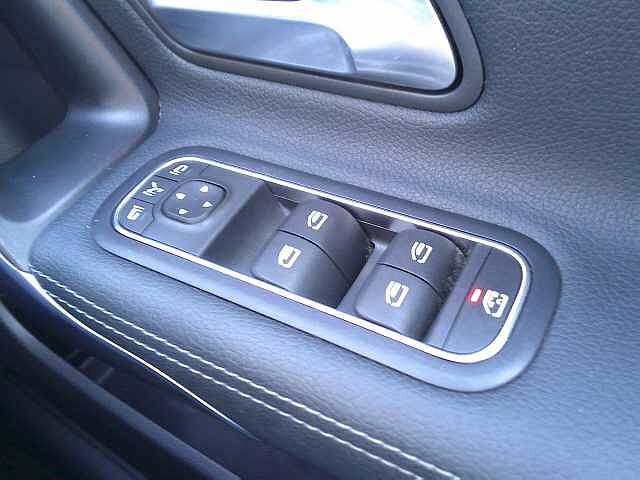 Mercedes-Benz Cla 180 AMG Line Premium Plus 4dr Tip Auto