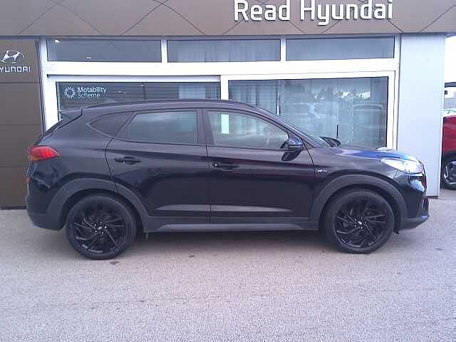 Hyundai TUCSON 1.6 CRDi 48V MHD 136 N Line 5dr 2WD Phantom Black