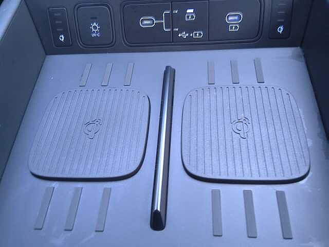 Hyundai SANTA FE 1.6 TGDi Plug-in Hybrid Calligraphy 5dr 4WD Auto Creamy White