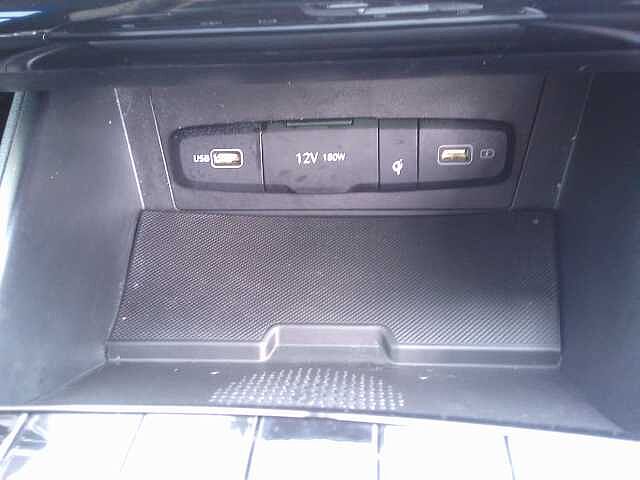 Hyundai TUCSON 1.6 TGDi Hybrid 230 Premium 5dr 2WD Auto Engine Red
