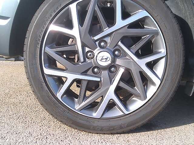 Hyundai KONA 1.6 GDi Hybrid Ultimate 5dr DCT Phantom Black