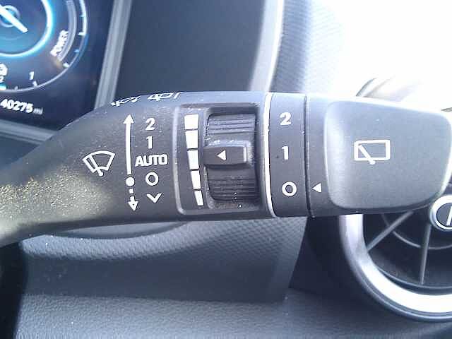 Hyundai KONA 1.6 GDi Hybrid Ultimate 5dr DCT Phantom Black