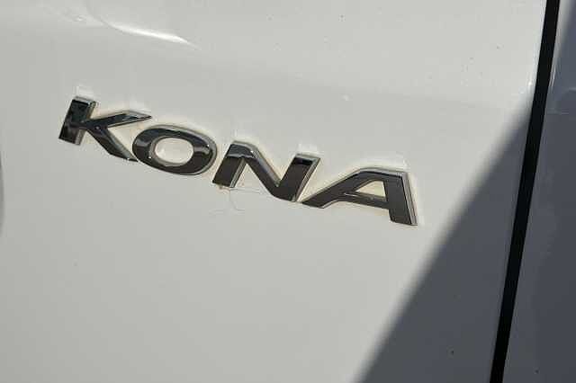 Hyundai KONA 1.6 GDi Hybrid Premium 5dr DCT Atlas White