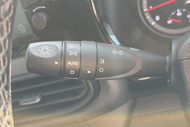 Hyundai i10 1.0 MPi SE Connect 5dr Auto