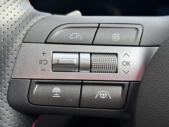 Hyundai KONA HYBRID N Line 1.6T HEV DCT Abyss Black