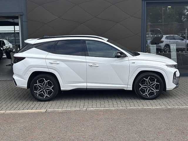 Hyundai TUCSON N Line 1.6 230PS HEV WHITE