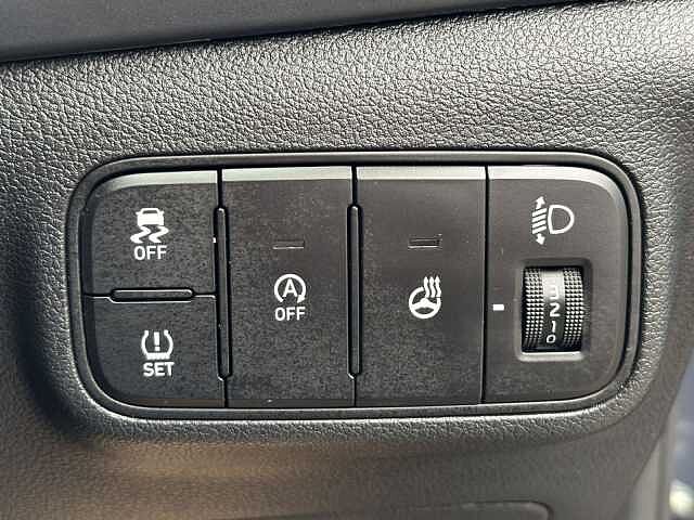 Hyundai BAYON BLACK LINE 1.0 90PS DCT