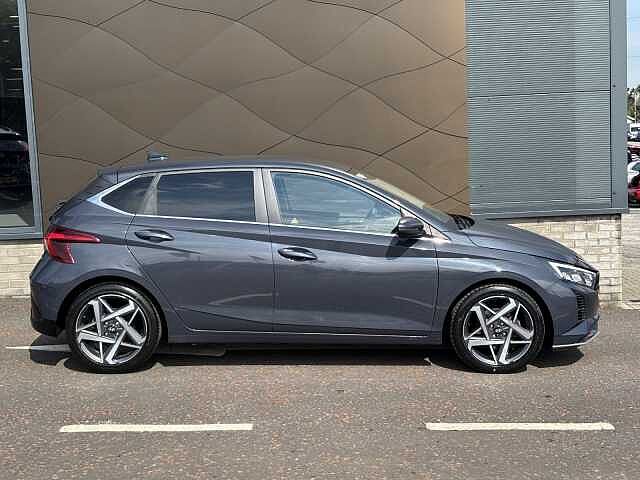Hyundai i20 Premium 1.0 100PS DCT