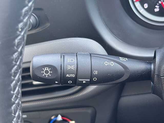 Hyundai i10 SE 1.0 MPI 66PS MT
