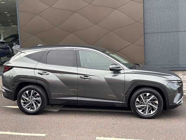 Hyundai TUCSON Premium 1.6 150PS 6MT