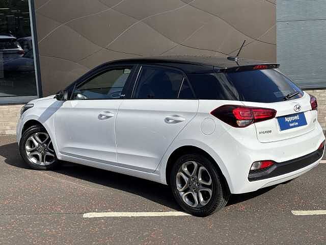 Hyundai i20 Play 1.2 84PS 6MT
