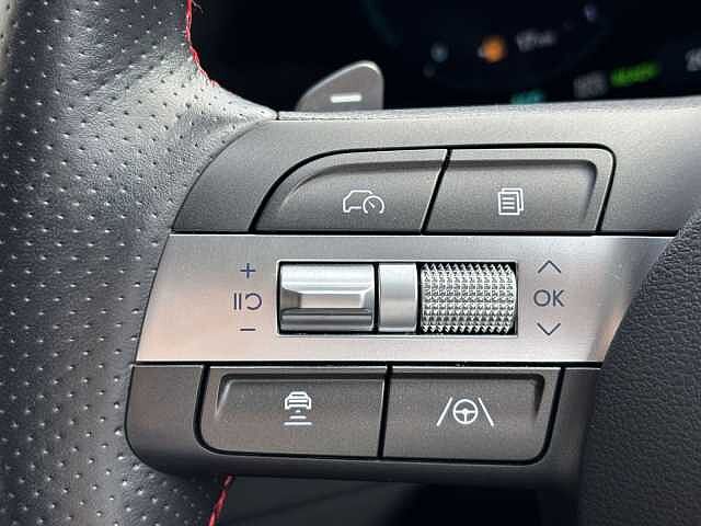 Hyundai KONA HYBRID N Line 1.6 GDI HEV DCT Abyss Black