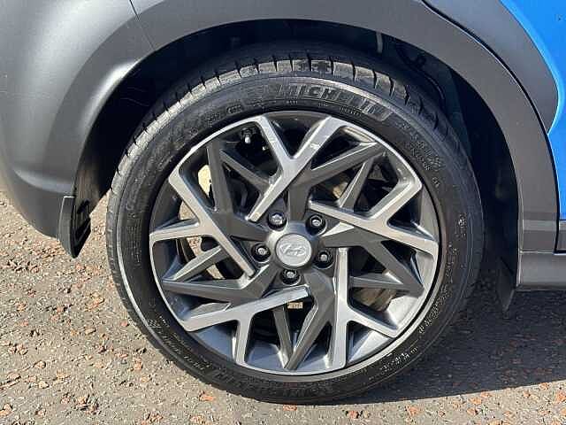 Hyundai KONA HYBRID Premium SE 1.6 GDI HEV DCT Auto Blue Lagoon