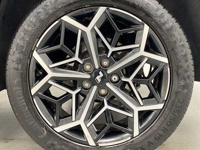 Hyundai TUCSON 1.6 TGDi 48V MHD N Line 5dr 2WD DCT BLACK