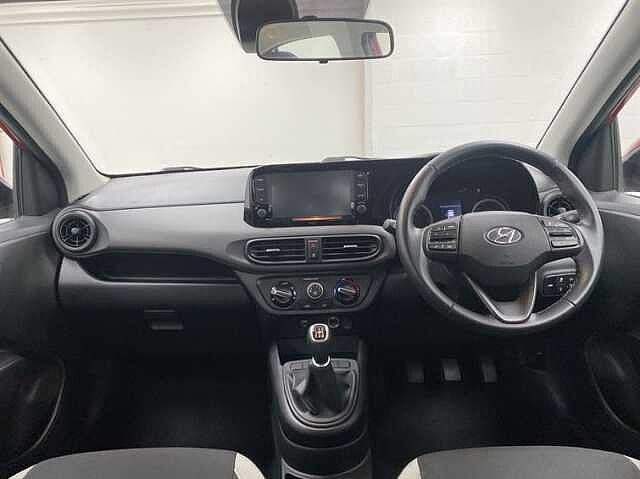 Hyundai I10 1.0 MPi SE Connect 5dr RED