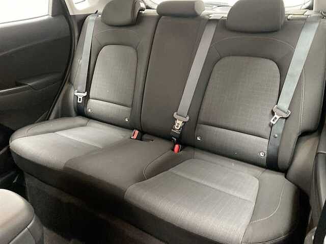 Hyundai KONA 1.6 GDi Hybrid SE Connect 5dr DCT WHITE