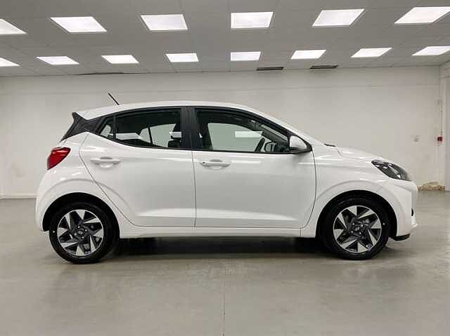 Hyundai I10 1.0 [63] Advance 5dr [Nav] WHITE