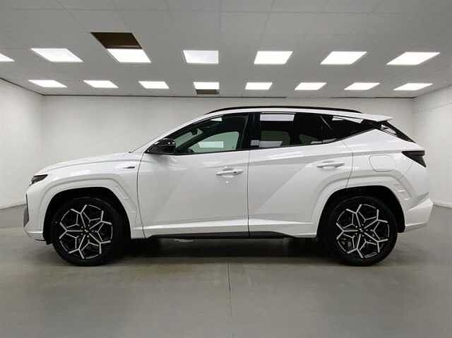 Hyundai TUCSON 1.6 TGDi Plug-in Hybrid N Line 5dr 4WD Auto WHITE