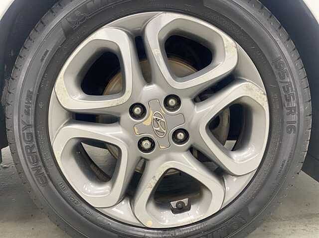 Hyundai I20 1.2 MPi Premium Nav 5dr