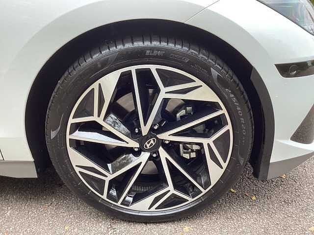 Hyundai Ioniq 6 168kW Ultimate 77kWh 4dr Auto