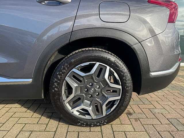 Hyundai SANTA FE 1.6 TGDi Hybrid Ultimate 5dr 4WD Auto Magnetic Grey