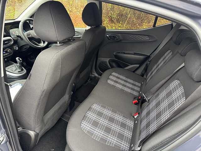 Hyundai i10 1.2 [79] Premium 5dr Auto [Nav]