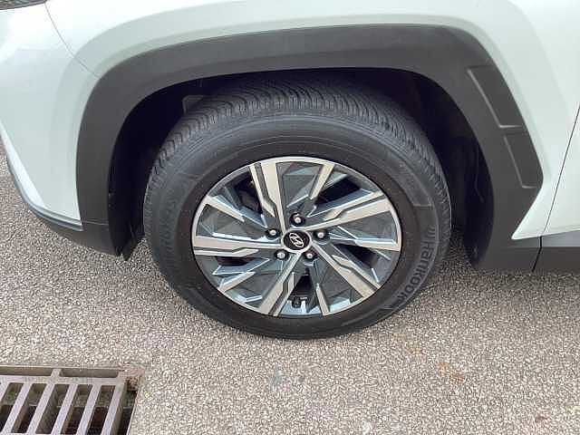 Hyundai TUCSON 1.6 TGDi SE Connect 5dr 2WD White