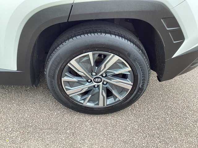 Hyundai TUCSON 1.6 TGDi SE Connect 5dr 2WD White
