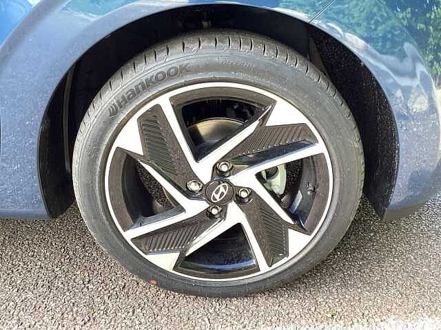 Hyundai I10 1.2 [79] Premium 5dr [Nav] Vibrant Blue