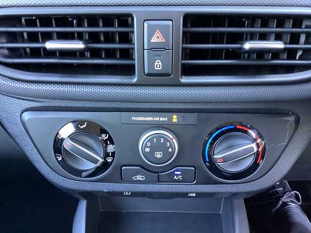 Hyundai i10 1.2 [79] Premium 5dr [Nav]