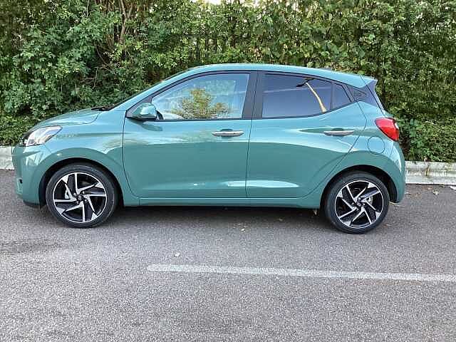 Hyundai i10 1.2 [79] Premium 5dr [Nav]
