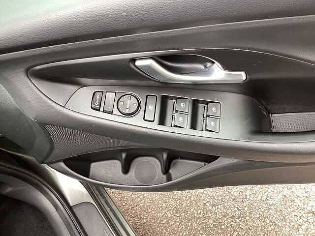 Hyundai i30 1.0T GDi SE Connect 5dr DCT