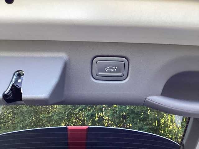 Hyundai KONA 160kW Ultimate 65kWh 5dr Auto Shimmering Silver