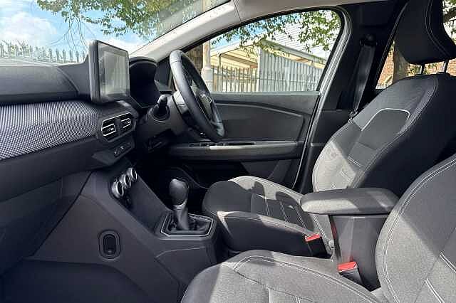 Dacia Jogger 1.6 HEV Expression 5dr Auto